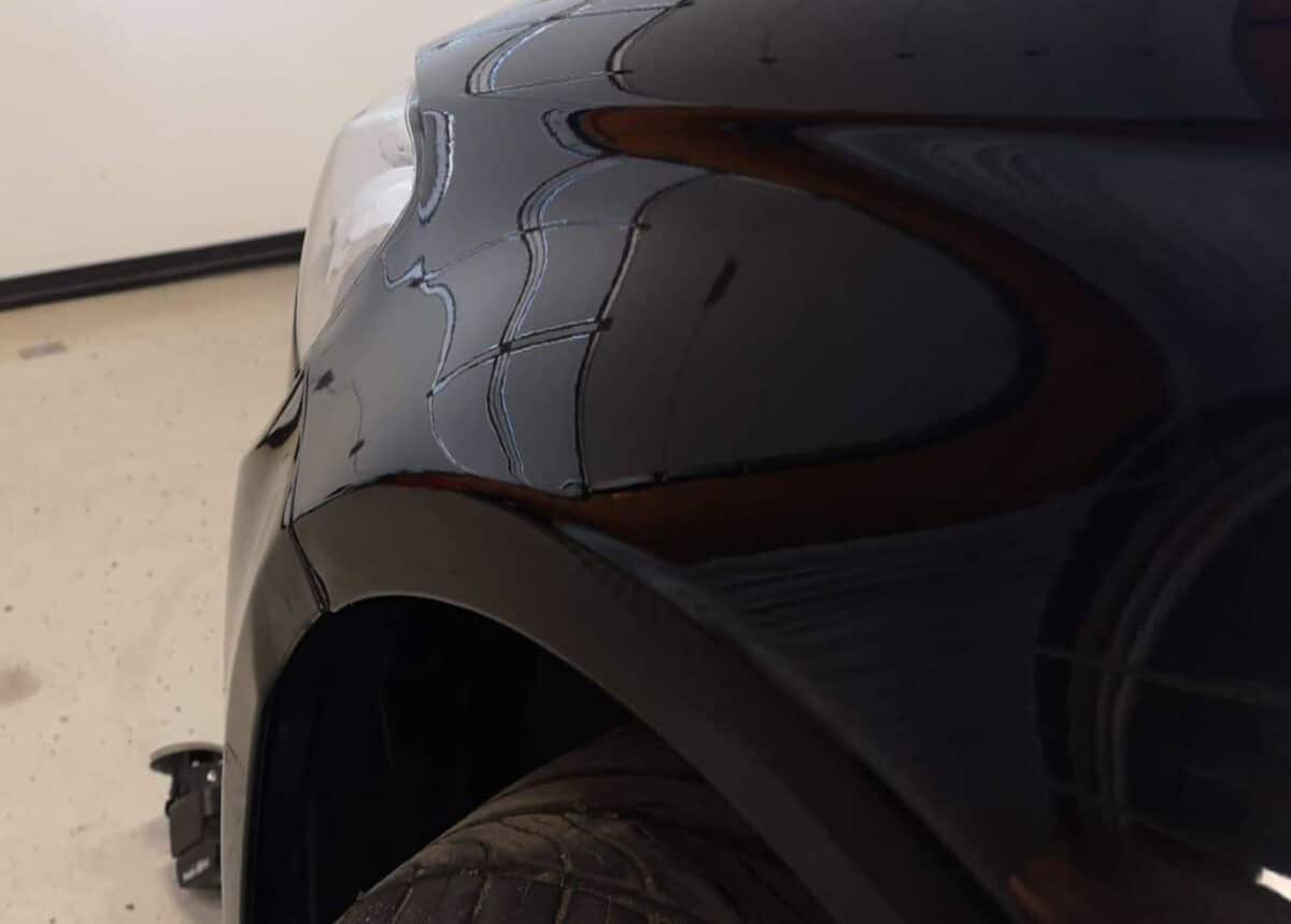 Auton lommon korjaus ja oikaisu – katso hinta